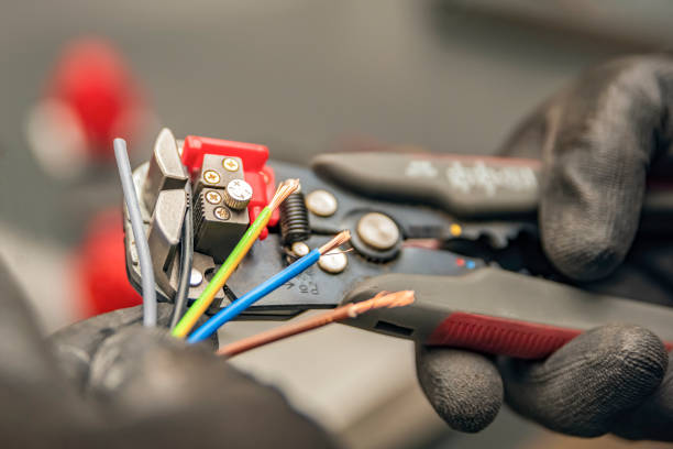 Best Commercial Electrician Services  in Newark, NJ