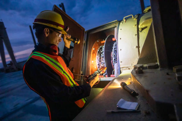 Best Affordable Emergency Electrician  in Newark, NJ